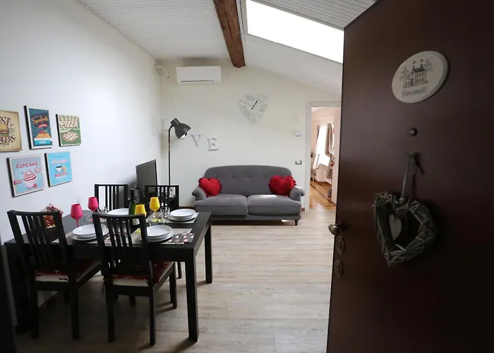 Scaldacuore - Historic Filatoio Apartment