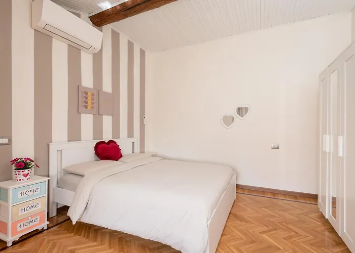 Scaldacuore - Historic Filatoio Appartement *