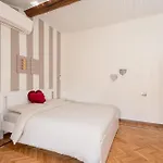Scaldacuore - Historic Filatoio Apartment *